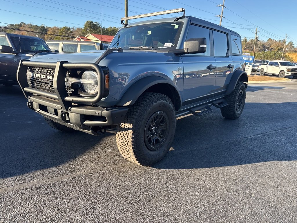 Used 2023 Ford Bronco Wildtrak image 3