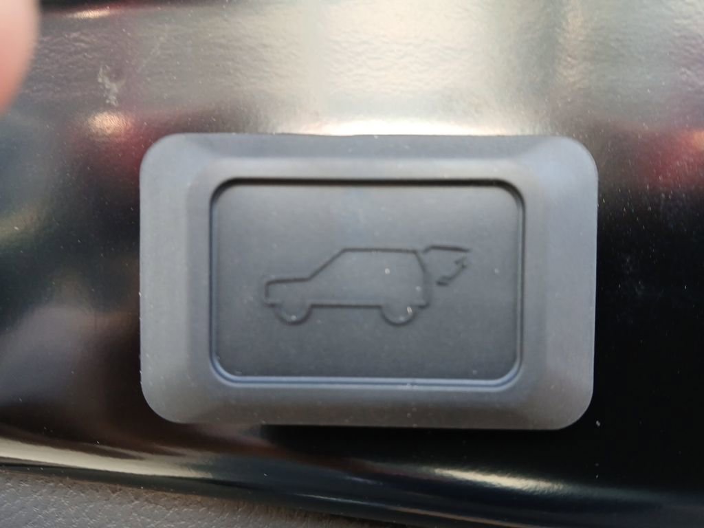 New 2025 Toyota RAV4 XLE image 11