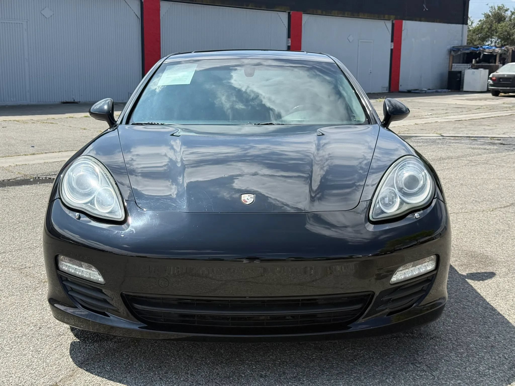 Used 2010 Porsche Panamera S RWD image 2