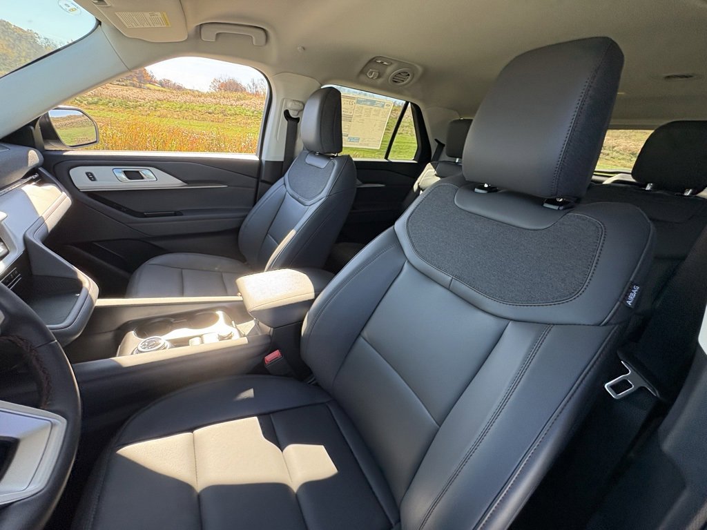 New 2026 Ford Explorer Active w/ Active Comfort Package image 40