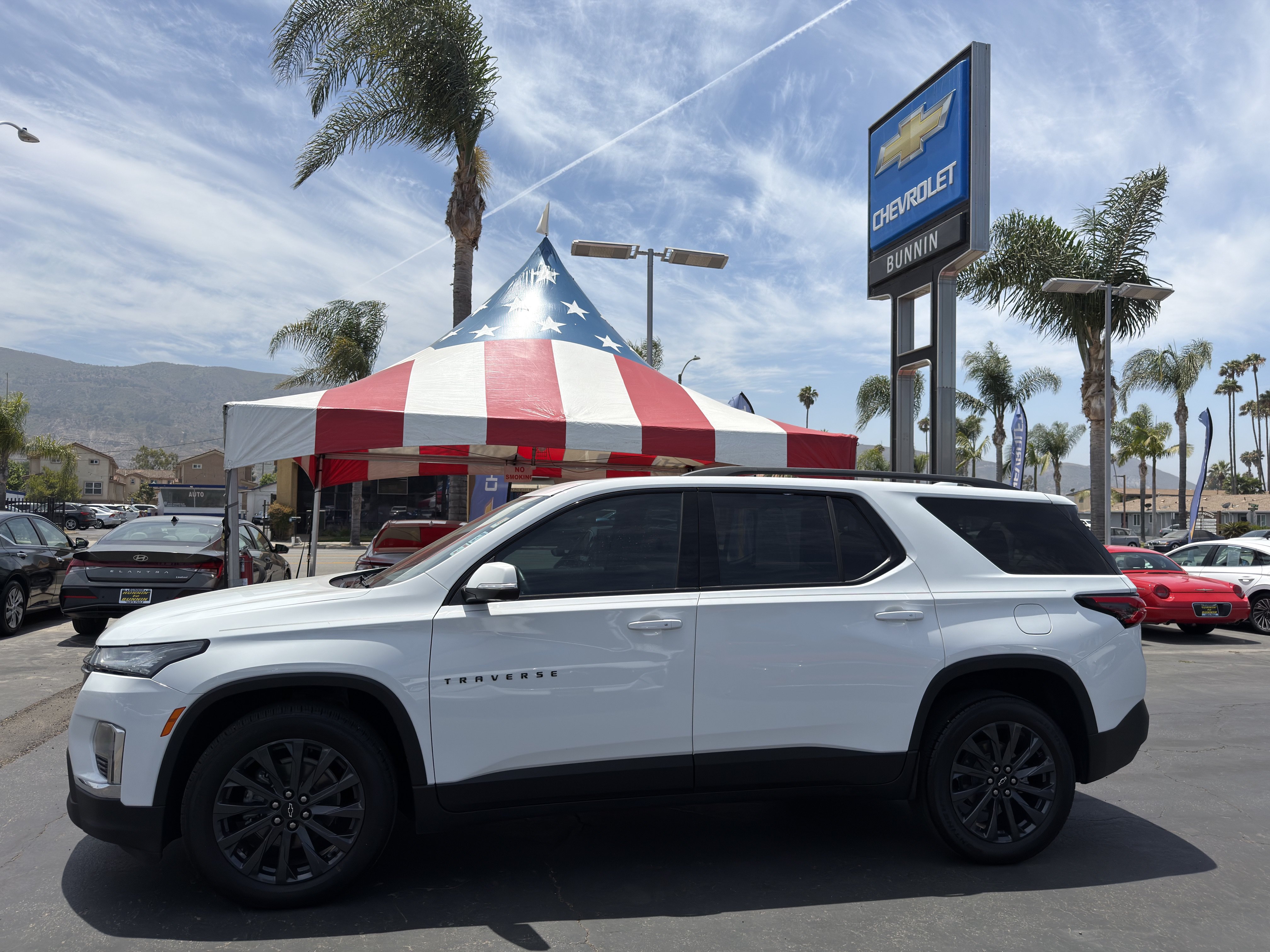 Used 2023 Chevrolet Traverse RS AWD/4WD image 5