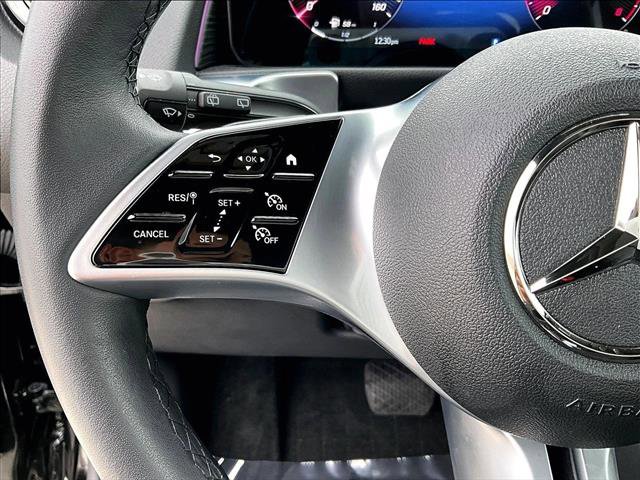 Used 2025 Mercedes-Benz GLB 250 image 20
