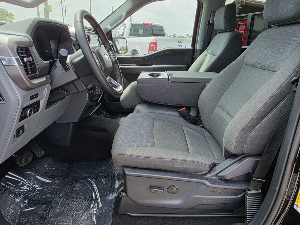 Used 2025 Ford F150 XLT w/ Equipment Group 301A Standard AWD/4WD image 20