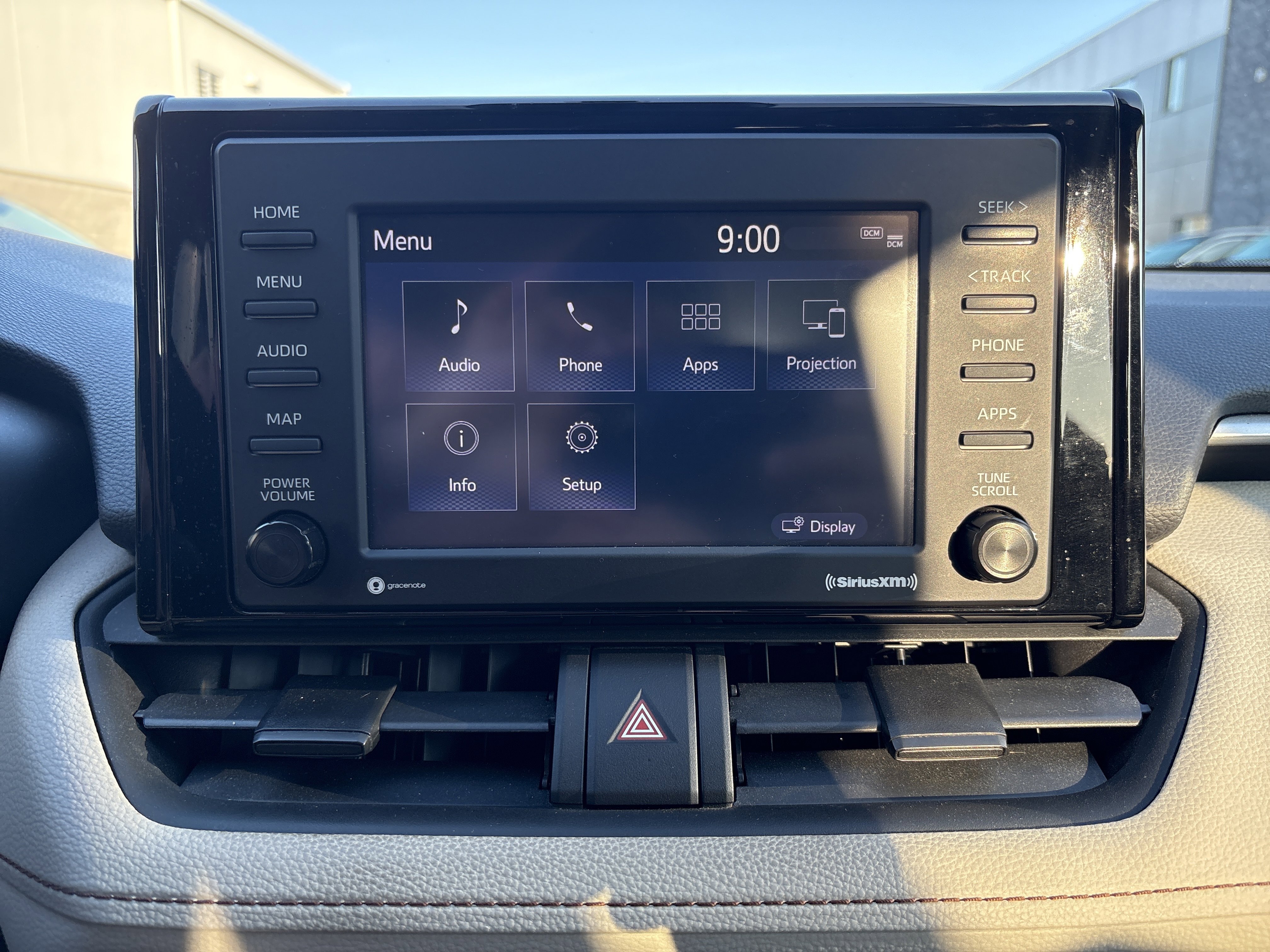 Used 2021 Toyota RAV4 XLE w/ Carpet Mat Package (TMS) image 21