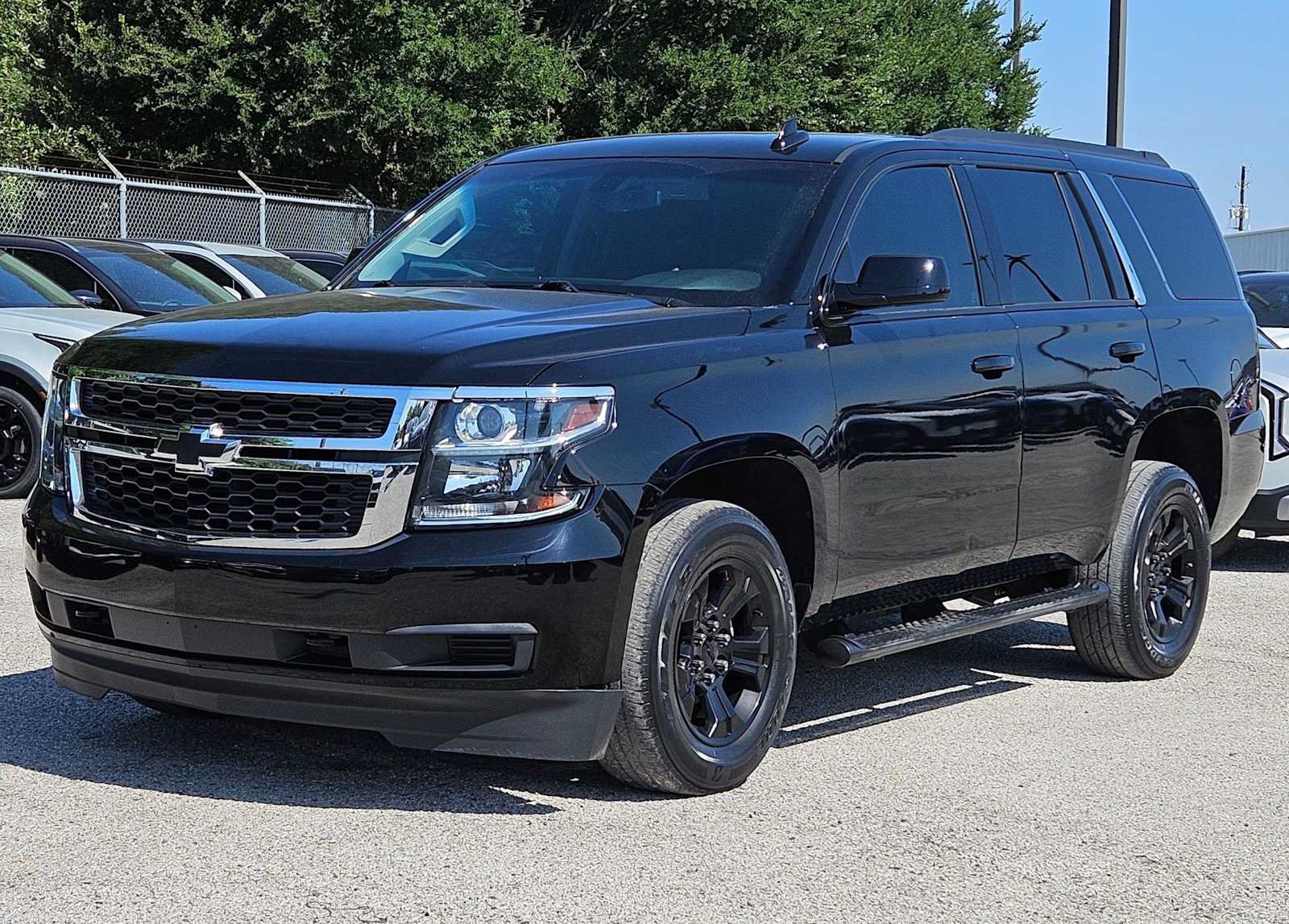Used 2019 Chevrolet Tahoe LS AWD/4WD image 10
