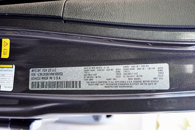 Used 2024 Jeep Wrangler Unlimited Sport AWD/4WD image 16