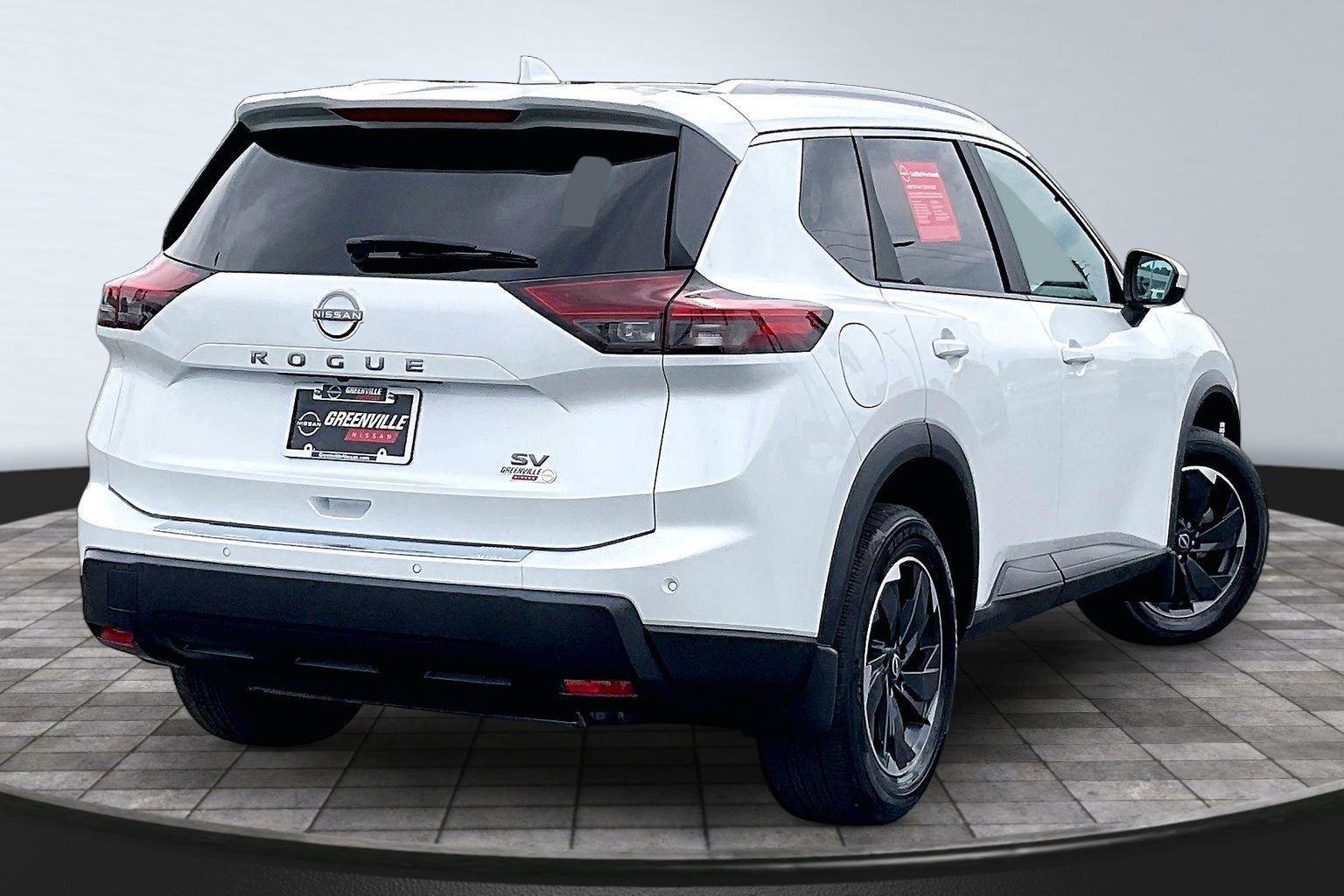 Certified 2024 Nissan Rogue SV w/ SV Premium Package FWD image 14