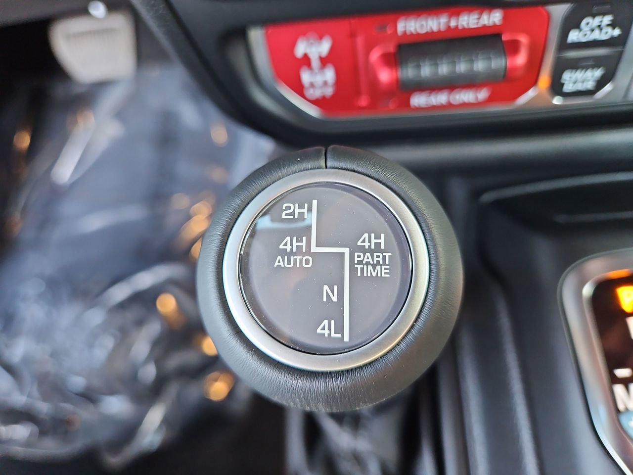 New 2025 Jeep Gladiator Rubicon image 25