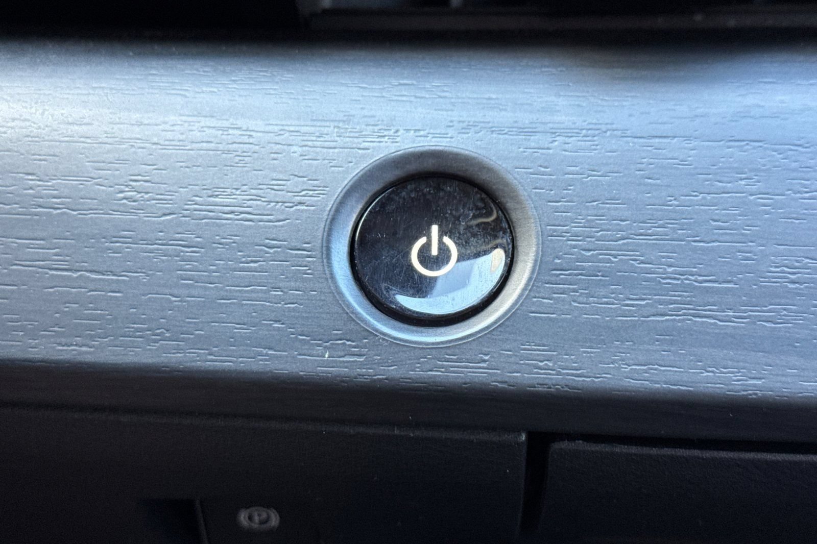 Certified 2023 Nissan Ariya FWD image 26