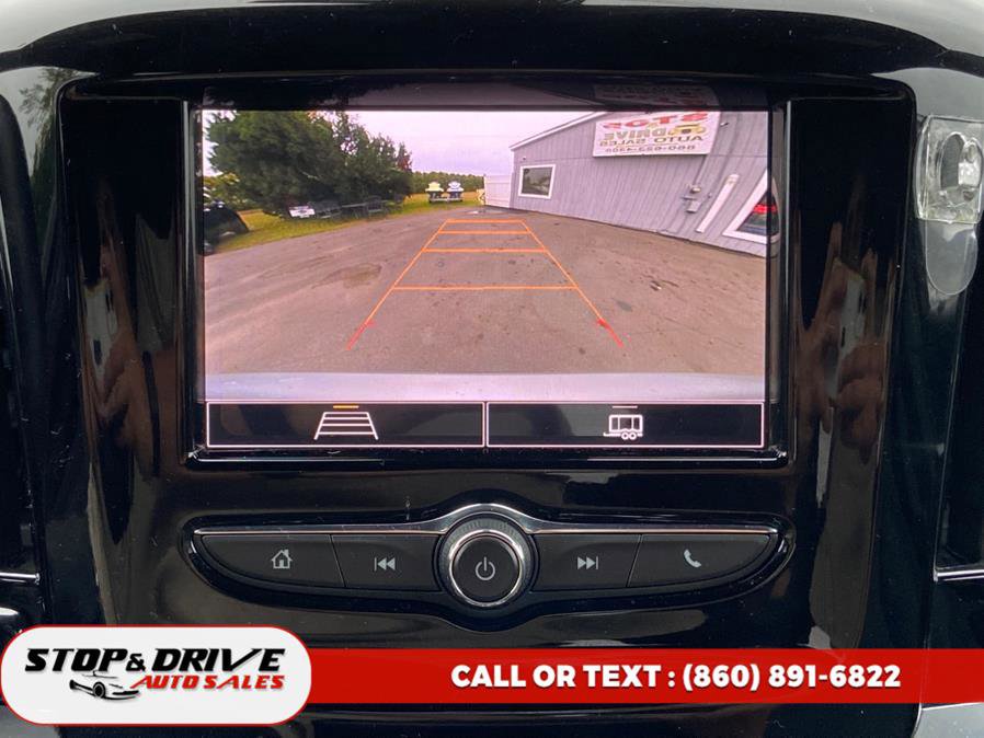 Used 2022 Chevrolet Traverse LT w/ LPO, Floor Liner Package image 13