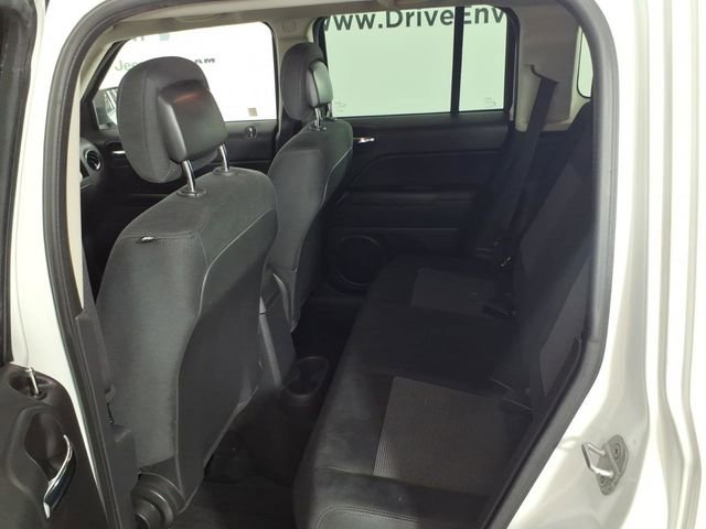 Used 2014 Jeep Patriot Latitude FWD image 9