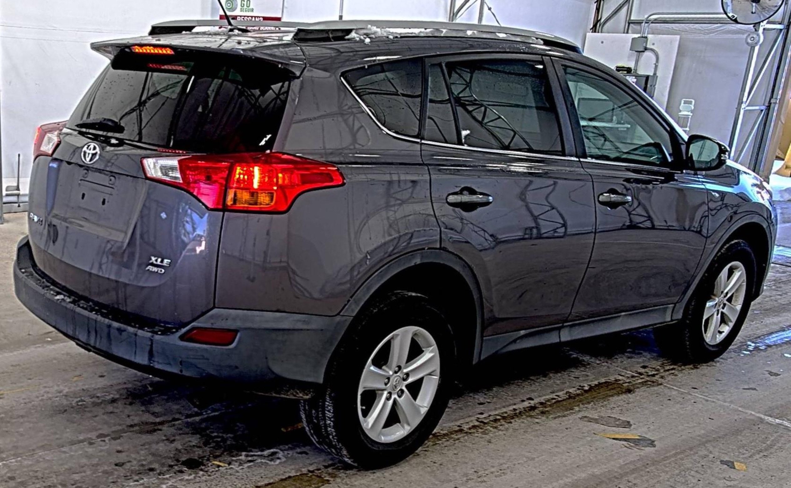 Used 2014 Toyota RAV4 XLE image 4