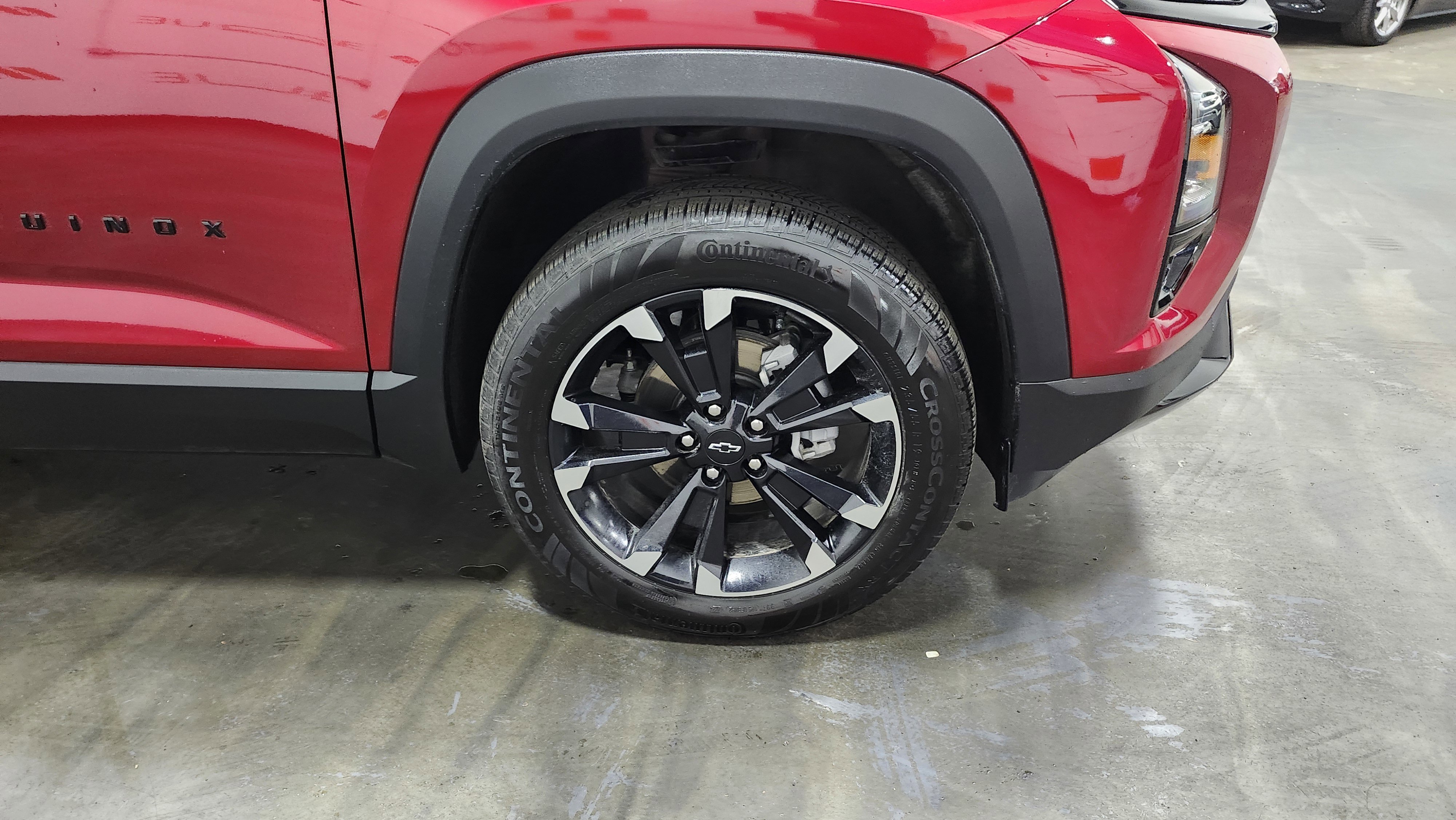 Used 2025 Chevrolet Equinox RS w/ Safety and Technology Package image 13