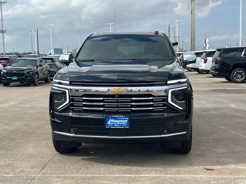 New 2026 Chevrolet Suburban Premier RWD image 2