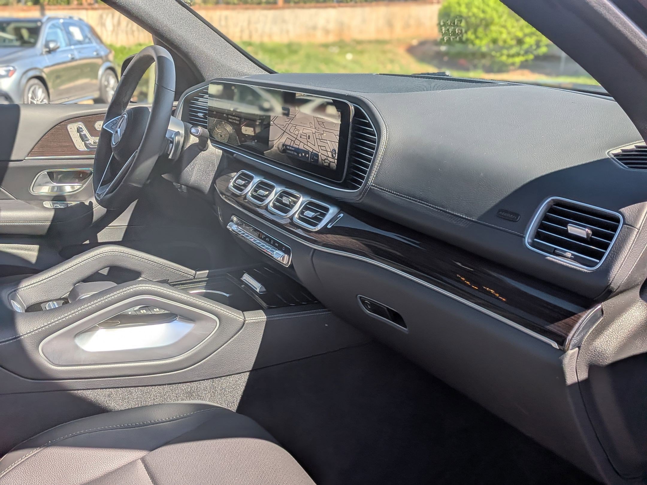 Certified 2025 Mercedes-Benz GLS 450 GLS 450 image 40