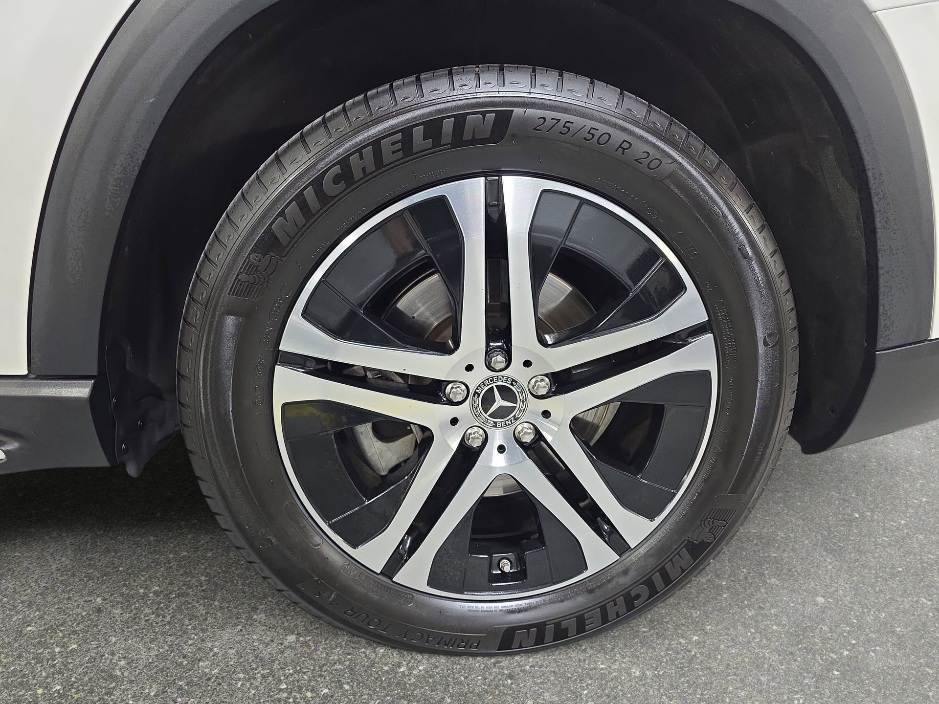 Used 2020 Mercedes-Benz GLS 450 4MATIC image 32