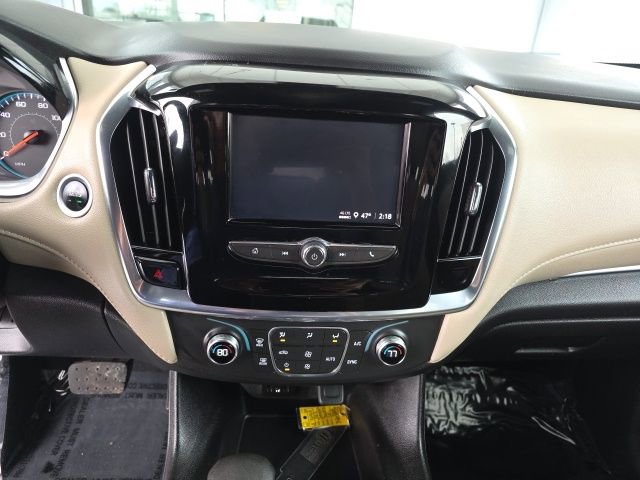 Used 2023 Chevrolet Traverse LS image 29