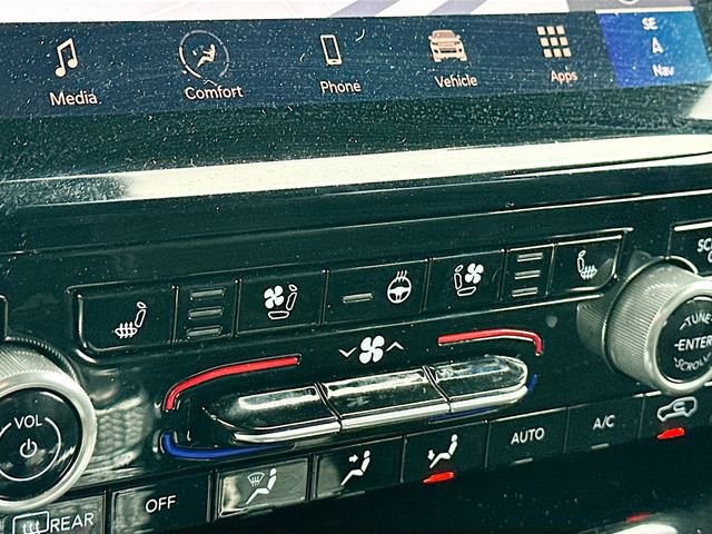 Used 2025 Jeep Grand Cherokee Summit image 21