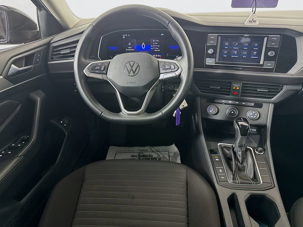 Used 2022 Volkswagen Jetta S FWD image 25