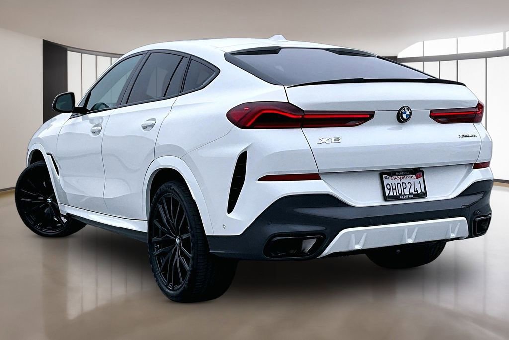 Used 2024 BMW X6 xDrive40i w/ Premium Package AWD/4WD image 4