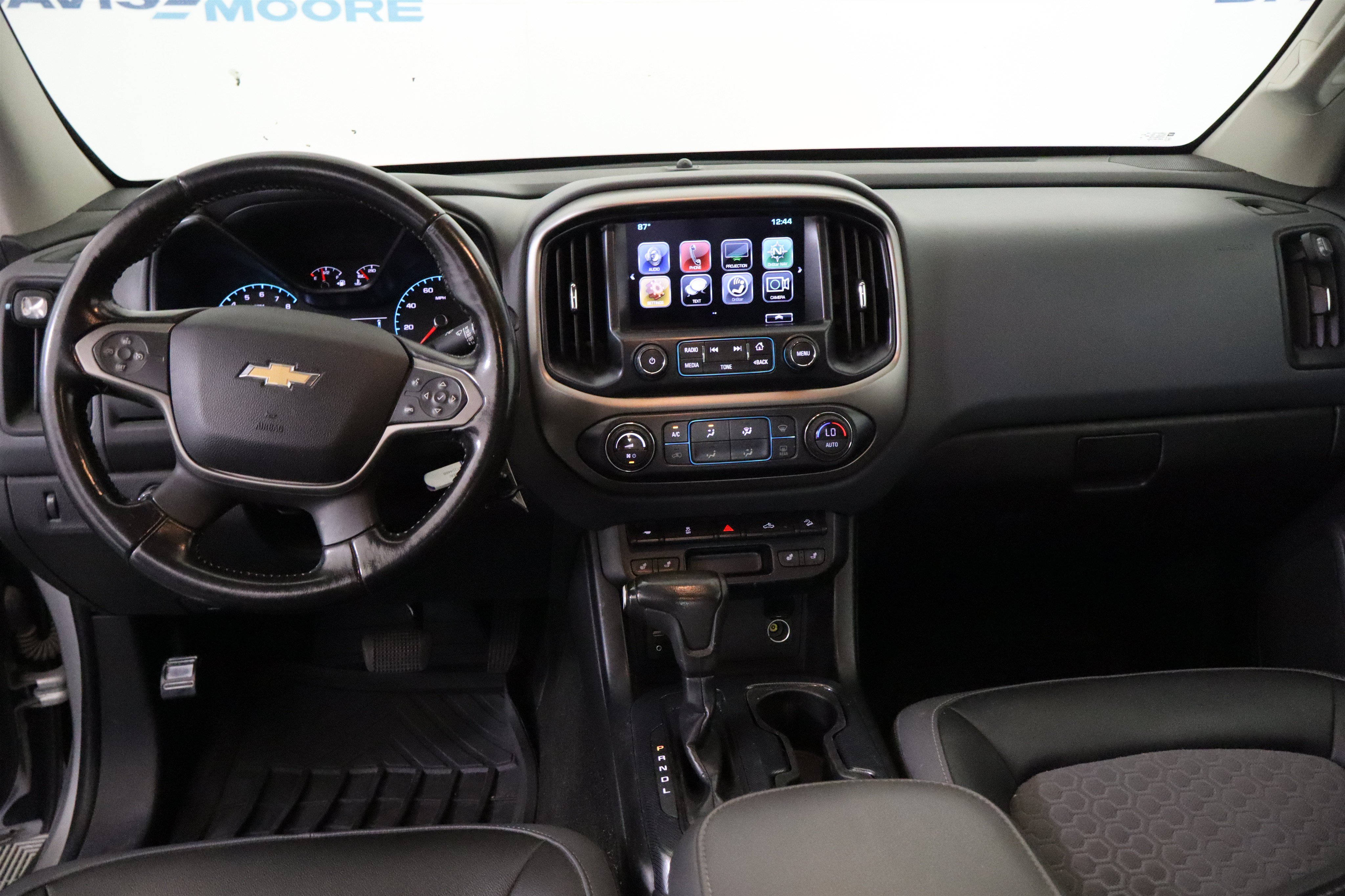 Used 2018 Chevrolet Colorado Z71 AWD/4WD image 15