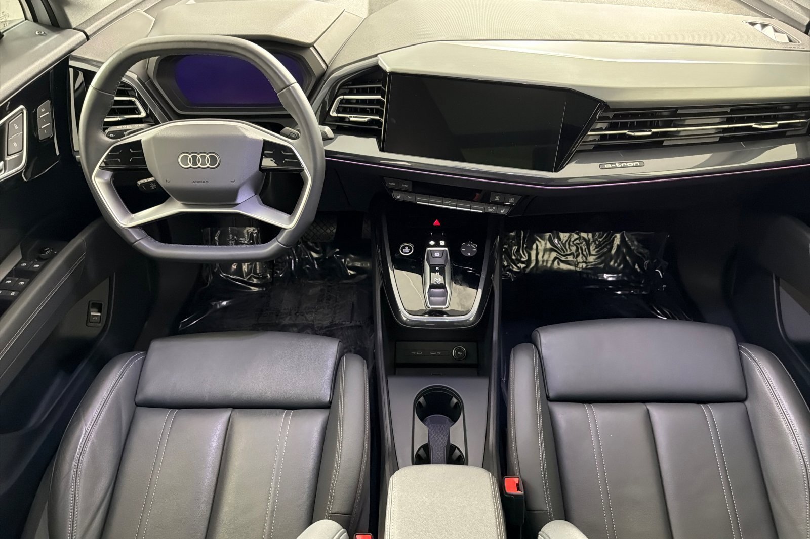 Used 2023 Audi Q4 e-tron Premium Plus w/ Premium Plus image 12