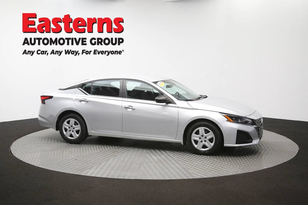 Used 2024 Nissan Altima 2.5 S FWD image 45