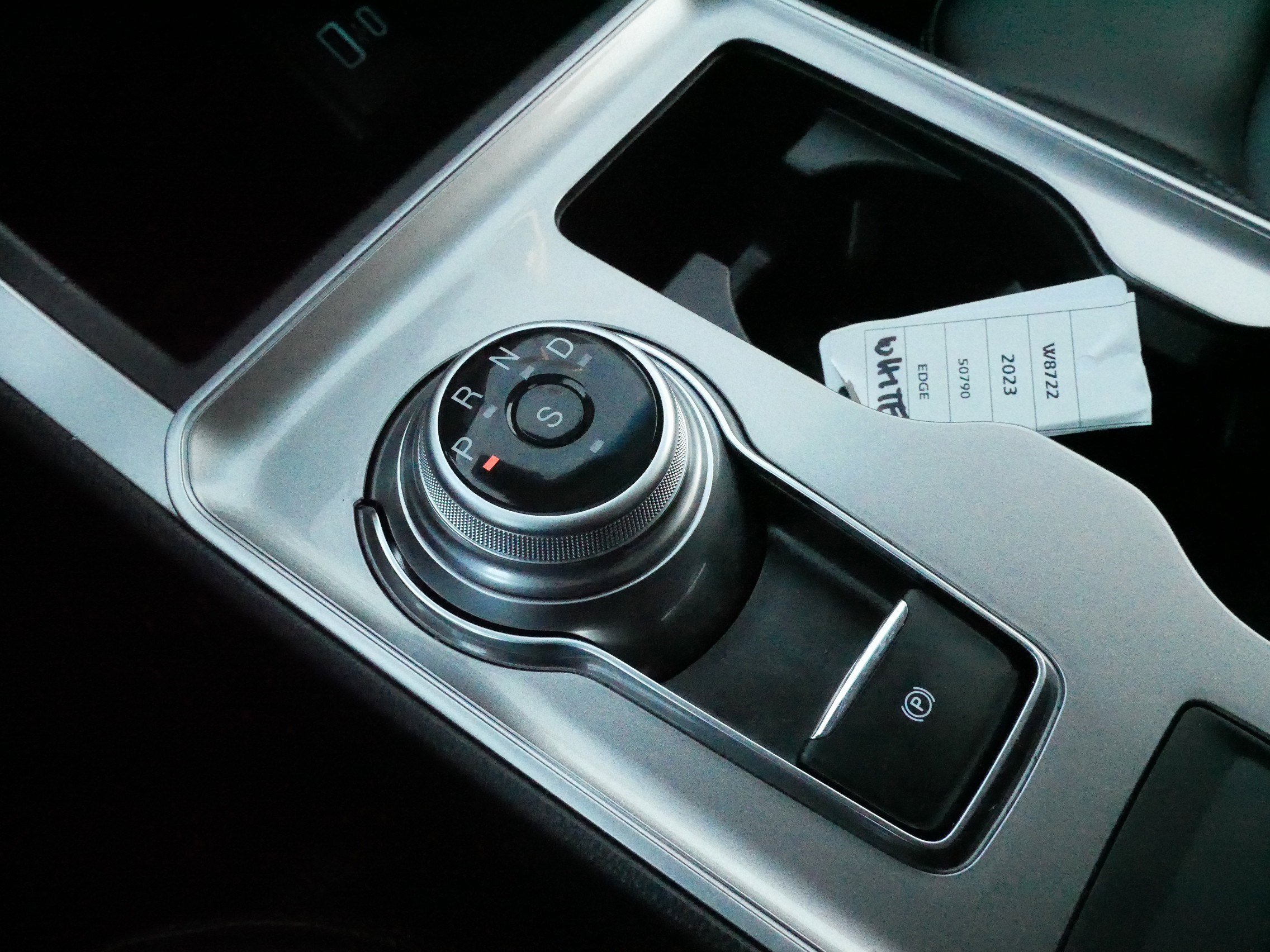 Used 2023 Ford Edge SEL image 24