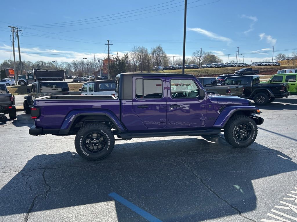 New 2026 Jeep Gladiator Sport AWD/4WD image 11