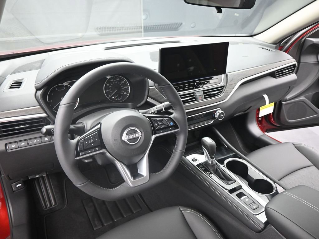 New 2025 Nissan Altima 2.5 SL image 16