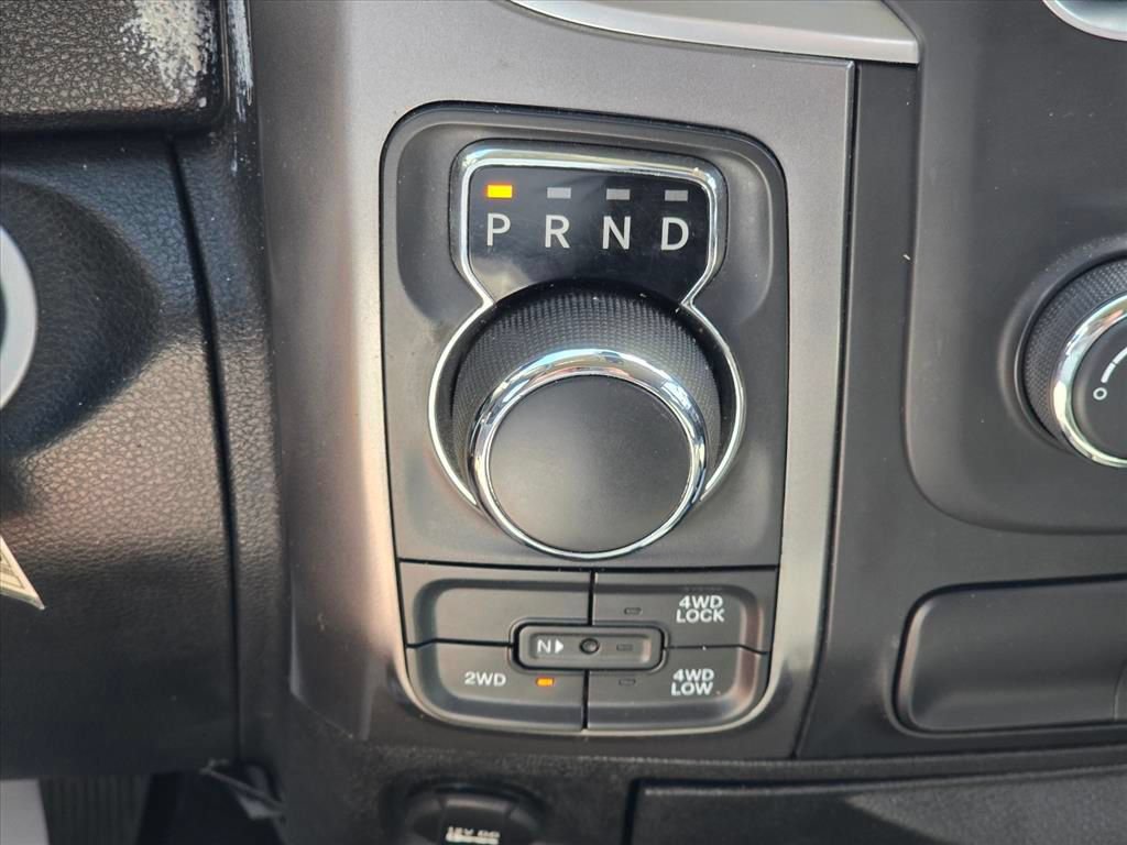 Used 2021 RAM 1500 Classic SLT AWD/4WD image 16