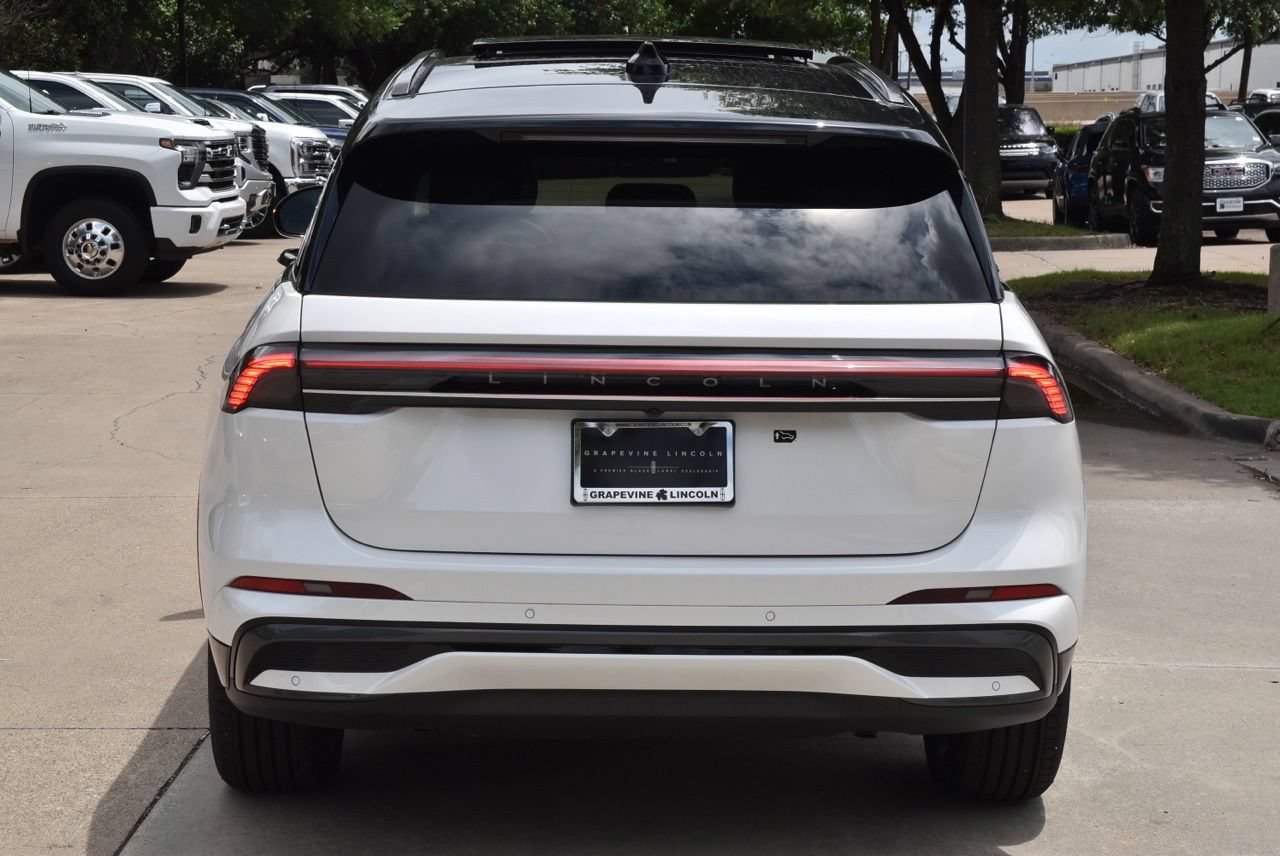New 2026 Lincoln Nautilus Reserve AWD/4WD image 15