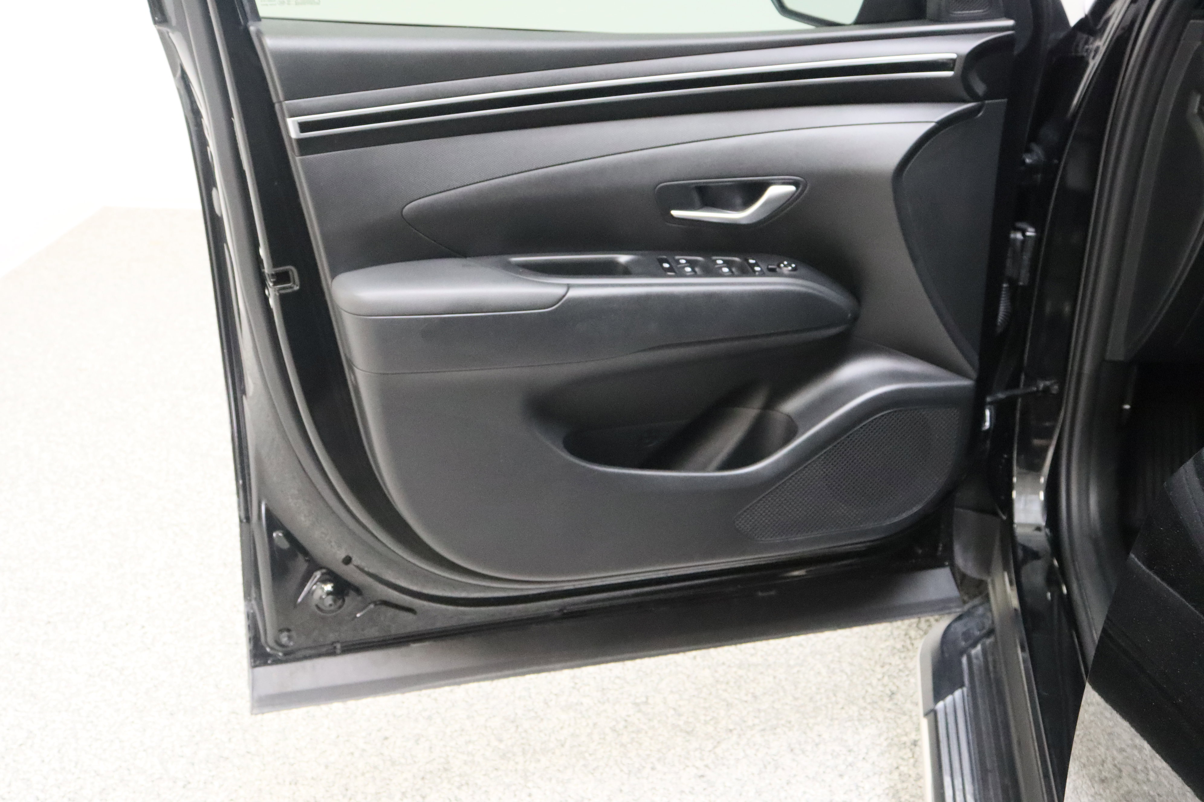 Used 2024 Hyundai Santa Cruz SEL w/ Activity Package FWD image 12