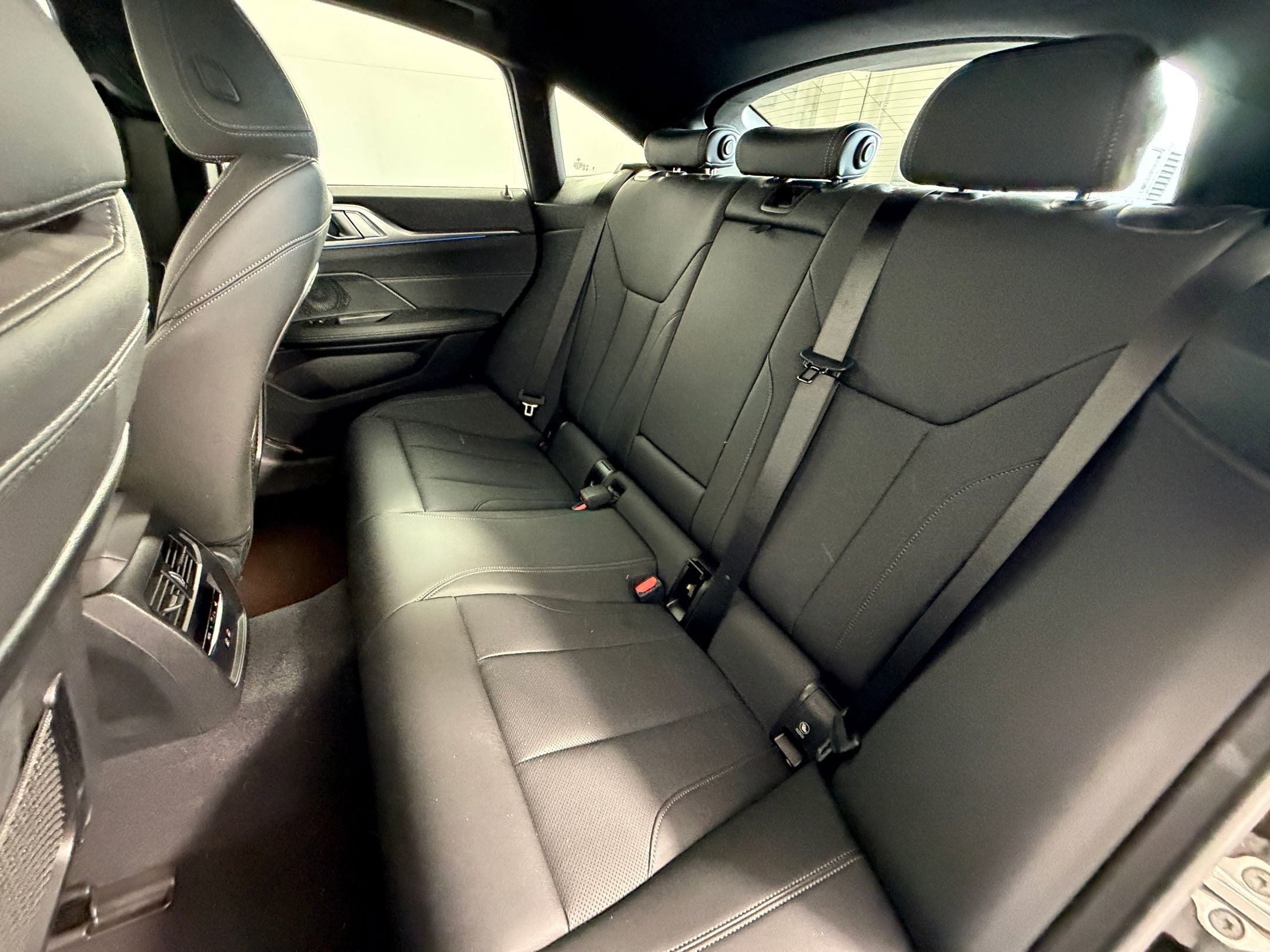 Used 2024 BMW i4 eDrive35 w/ Convenience Package RWD image 14