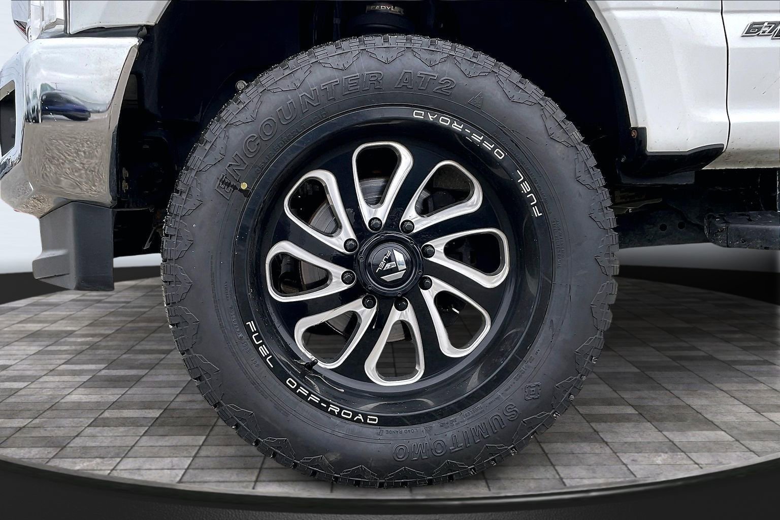 Used 2019 Ford F250 XLT w/ XLT Premium Package image 8