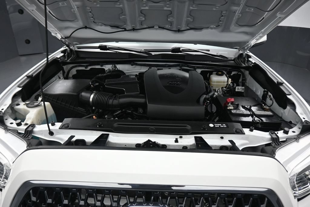 Used 2019 Toyota Tacoma TRD Off-Road AWD/4WD image 52