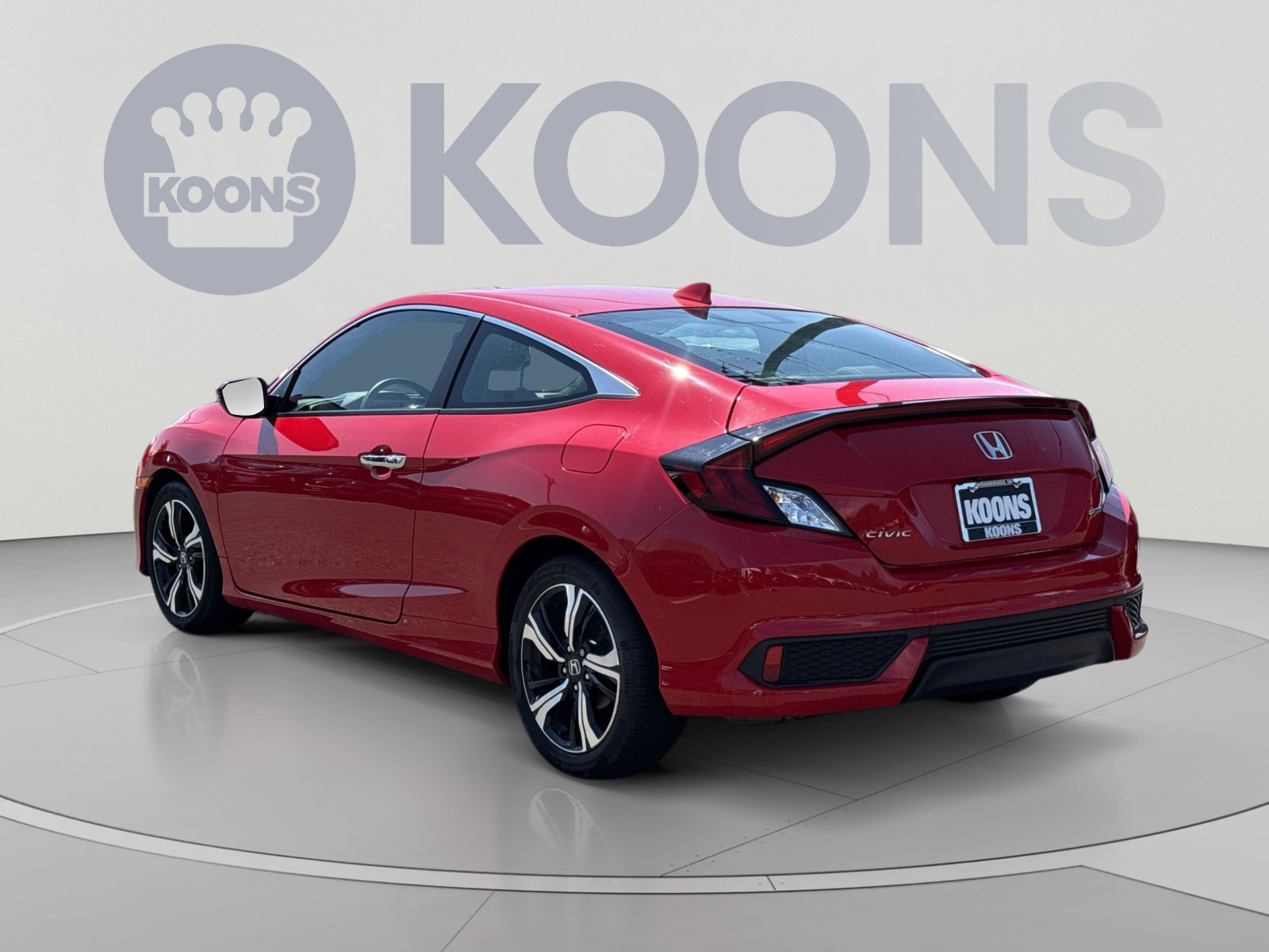 Used 2016 Honda Civic Touring image 4