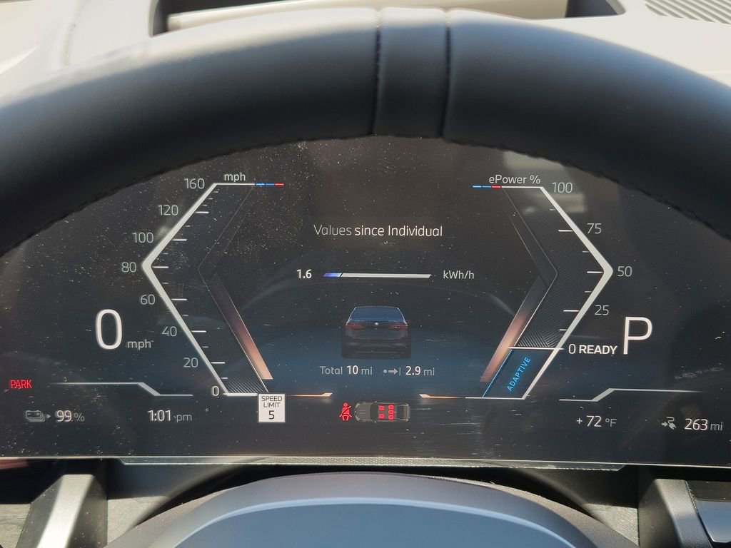 New 2026 BMW i5 eDrive40 image 12