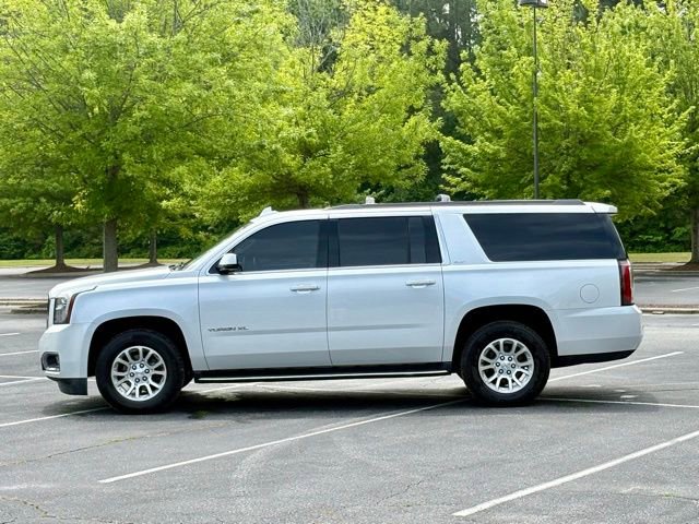 Used 2017 GMC Yukon XL SLT w/ Open Road Package AWD/4WD image 3