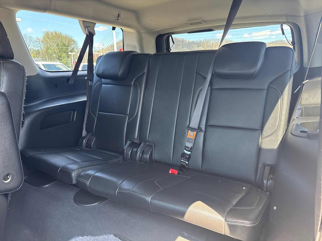 Used 2019 Chevrolet Suburban LT AWD/4WD image 27