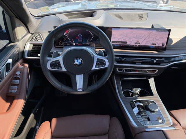 Used 2025 BMW X7 xDrive40i w/ M Sport Package AWD/4WD image 12