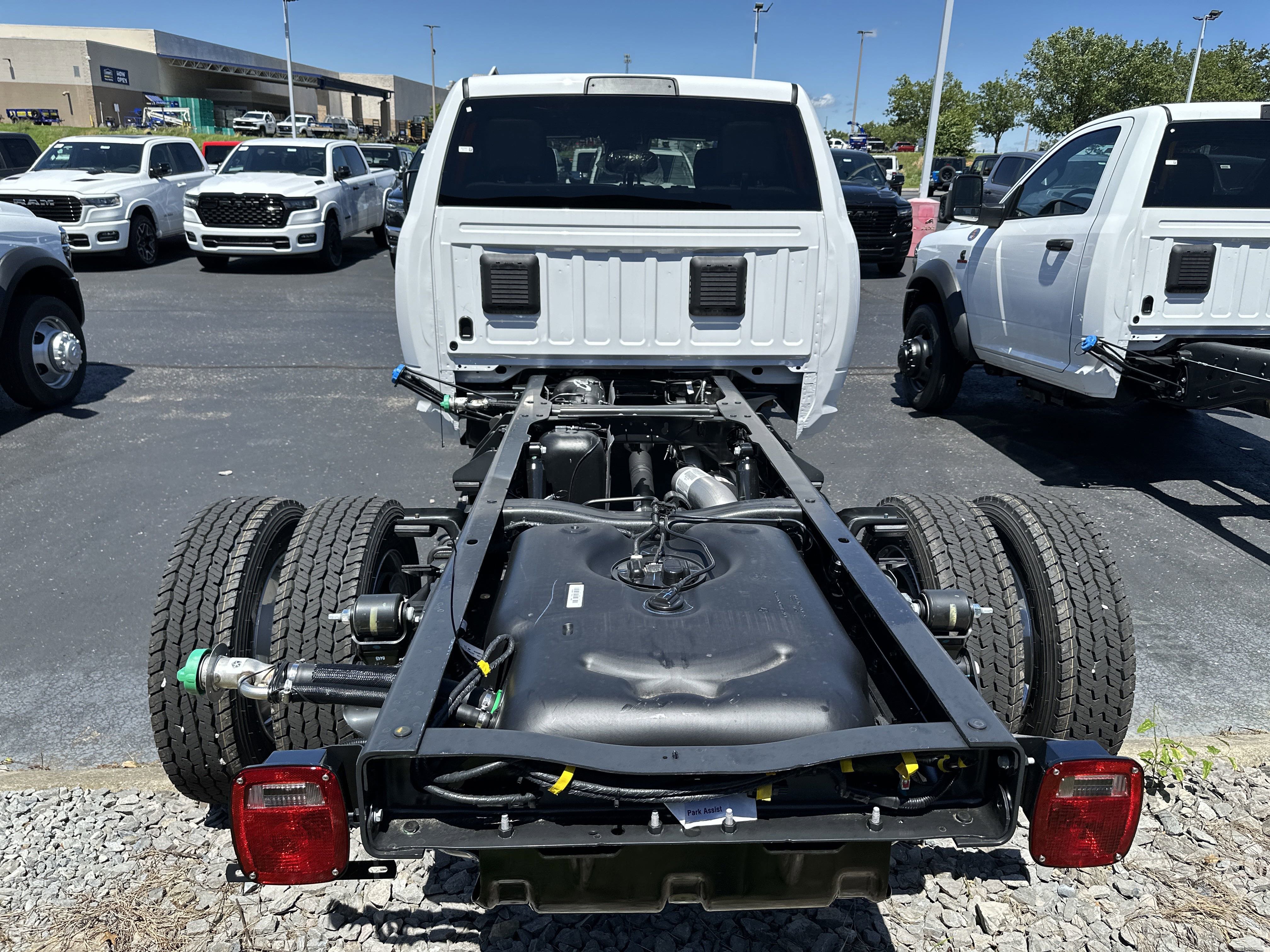 Used 2025 RAM 4500 Tradesman AWD/4WD image 9