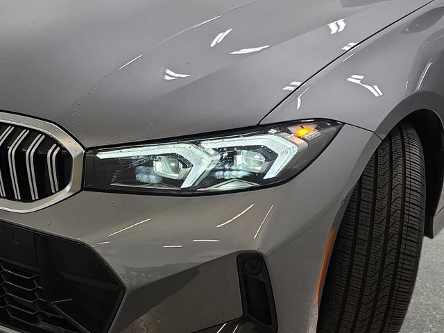 Certified 2026 BMW 330i xDrive Sedan w/ M Sport Package AWD/4WD image 28