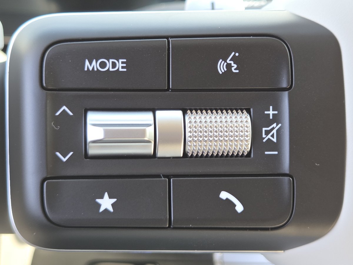 New 2027 Hyundai Santa Fe SE AWD/4WD image 33
