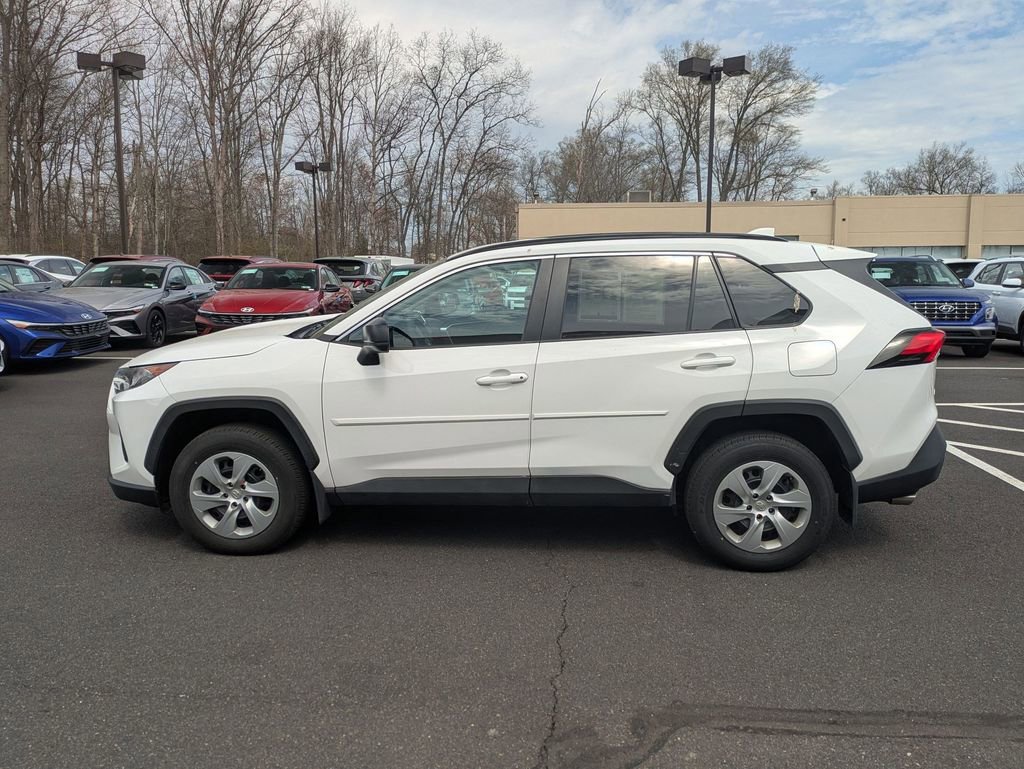 Used 2019 Toyota RAV4 LE w/ All Weather Liner Package AWD/4WD image 8