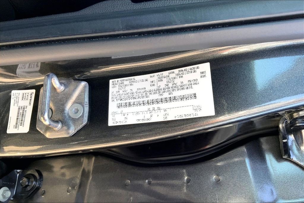 Used 2019 Ford Escape SE image 19