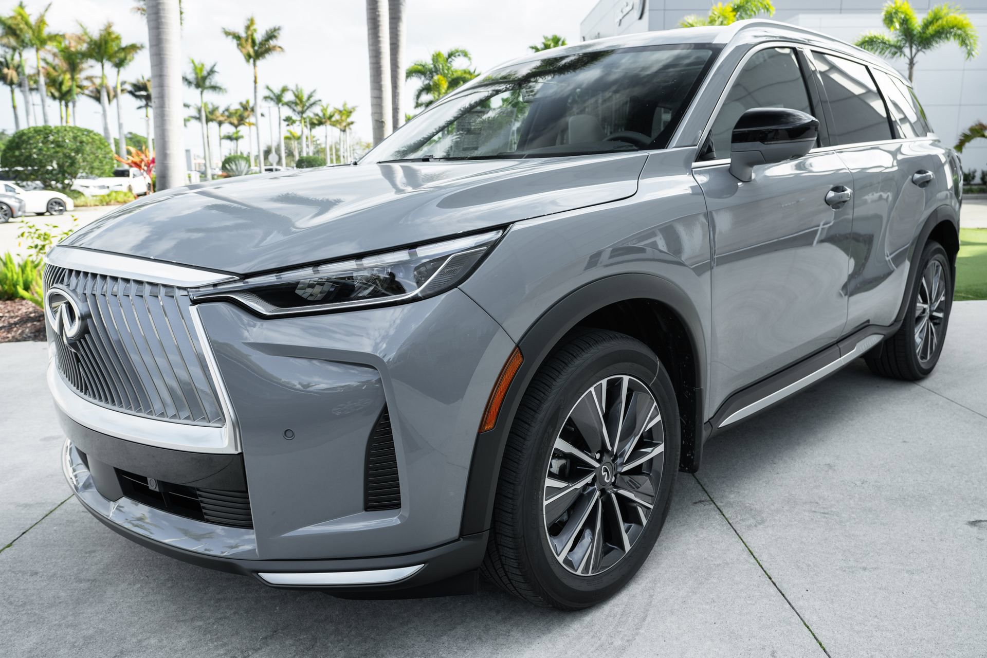 New 2026 INFINITI QX60 Luxe w/ Cargo Package image 4