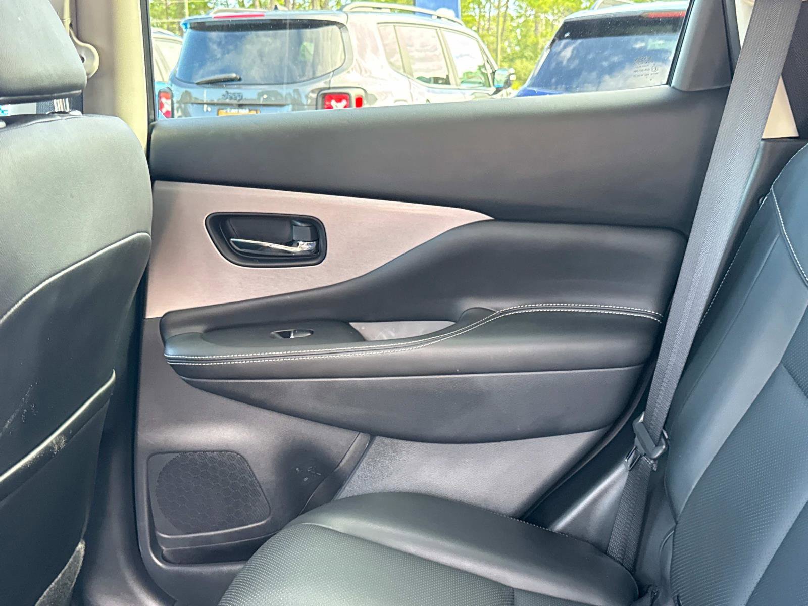 Used 2022 Nissan Murano SL w/ SL Moonroof Package image 14