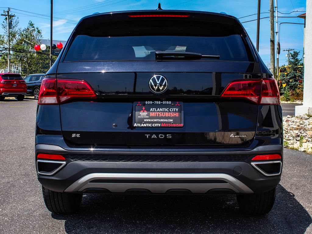 Used 2024 Volkswagen Taos SE AWD/4WD image 5