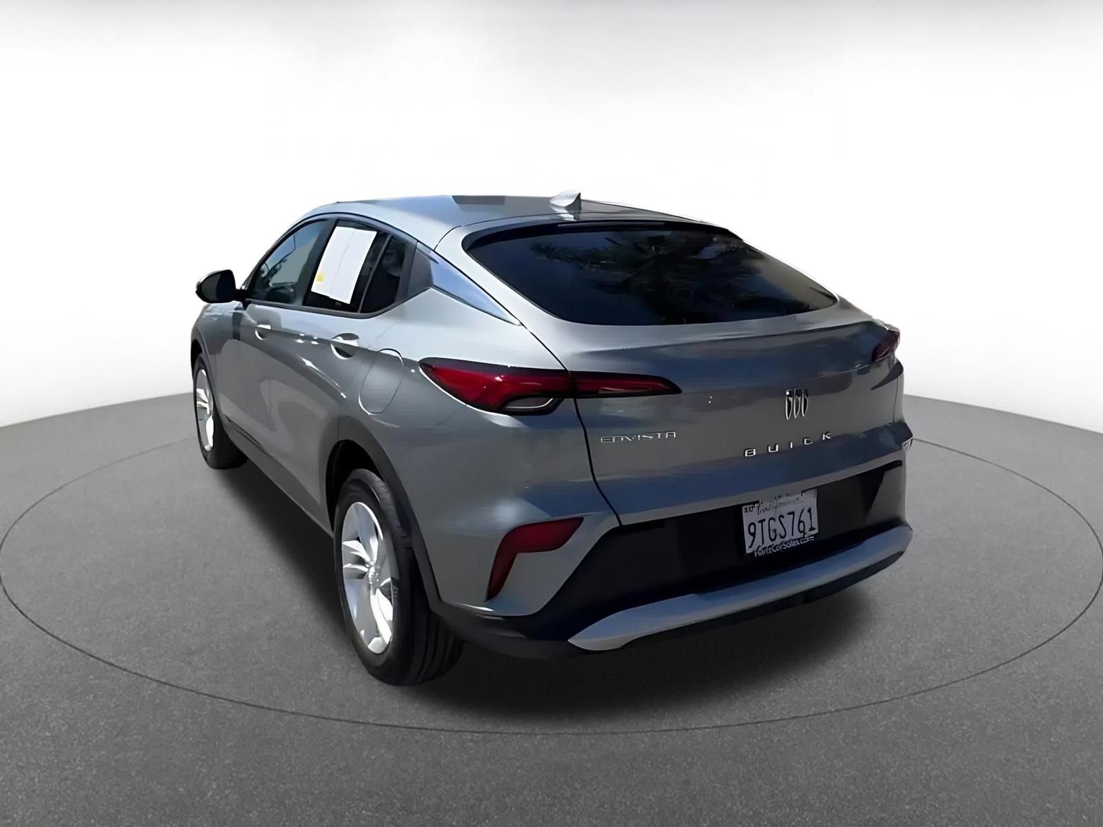 Used 2025 Buick Envista Preferred image 11